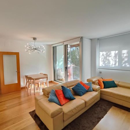 Family Apartment Forum Barcelona Eksteriør billede