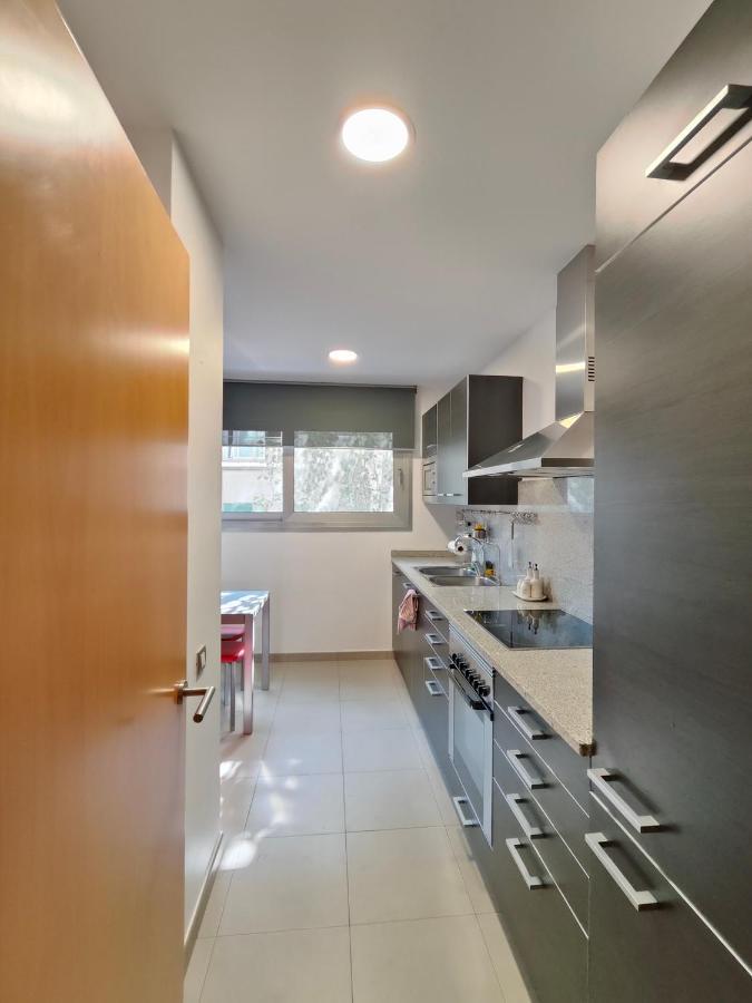 Family Apartment Forum Barcelona Eksteriør billede