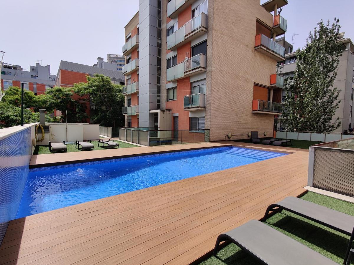 Family Apartment Forum Barcelona Eksteriør billede